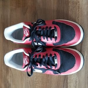 Nike Air Force 1 '07 Red/Black - Size 10.5